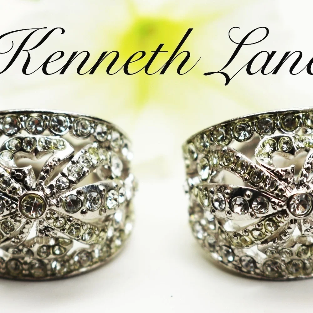 VINTAGE KENNETH JAY LANE CRYSTAL CLIP-ON EARRINGS - Picture 4 of 8